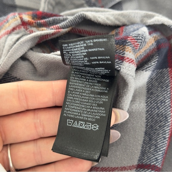 The north face plaid button down shirt - Picture 8 of 11